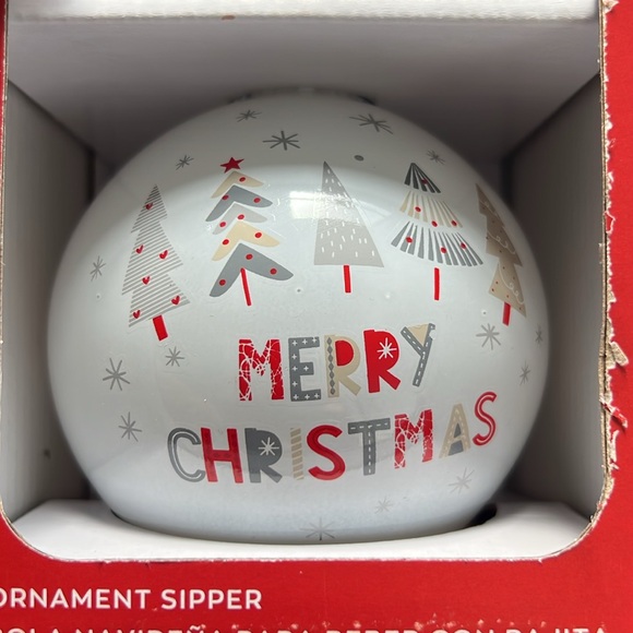 Merry Christmas Ornament Sipper - Picture 2 of 3